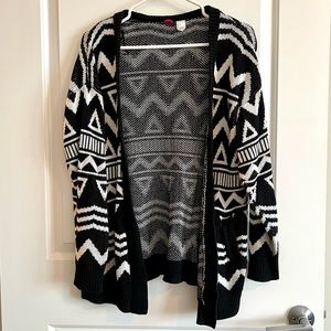 H&M Patterned Cardigan